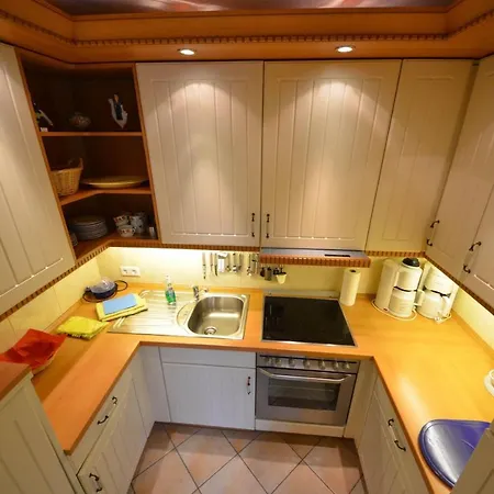 Ferienwohnung-hiddensee-in-gross-zicker-halbinsel-moenchgut *