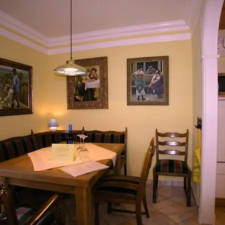 Ferienwohnung-hiddensee-in-gross-zicker-halbinsel-moenchgut *