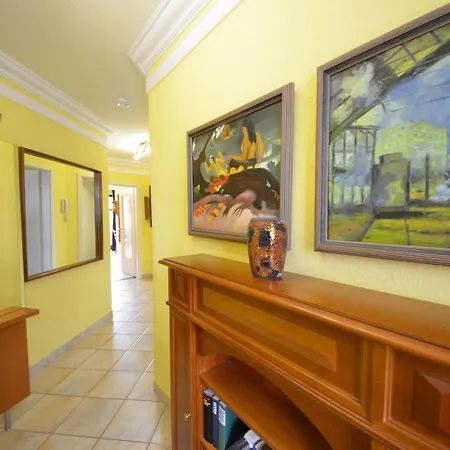 Ferienwohnung-hiddensee-in-gross-zicker-halbinsel-moenchgut *
